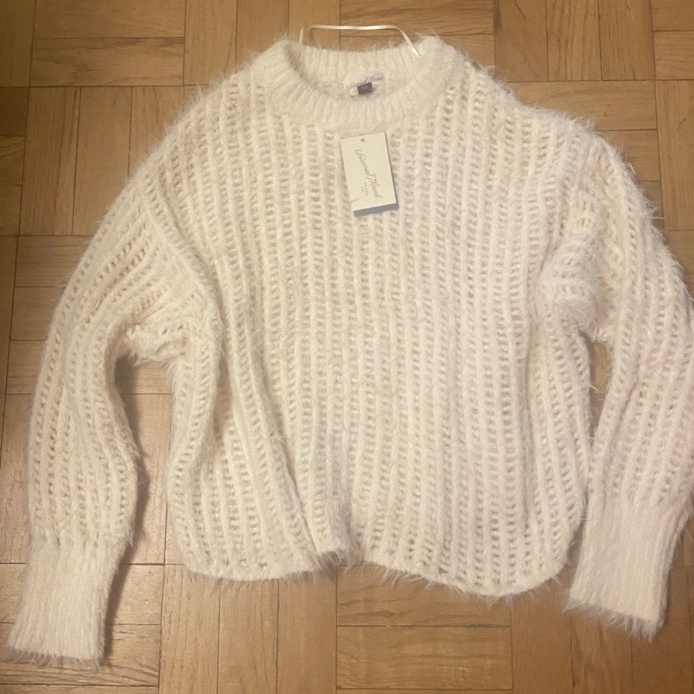 Universal Thread Cream Sweater